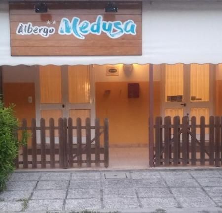 Albergo Medusa Punta Marina Buitenkant foto