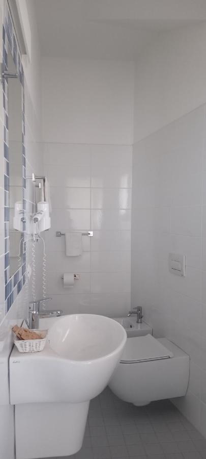 Albergo Medusa Punta Marina Buitenkant foto