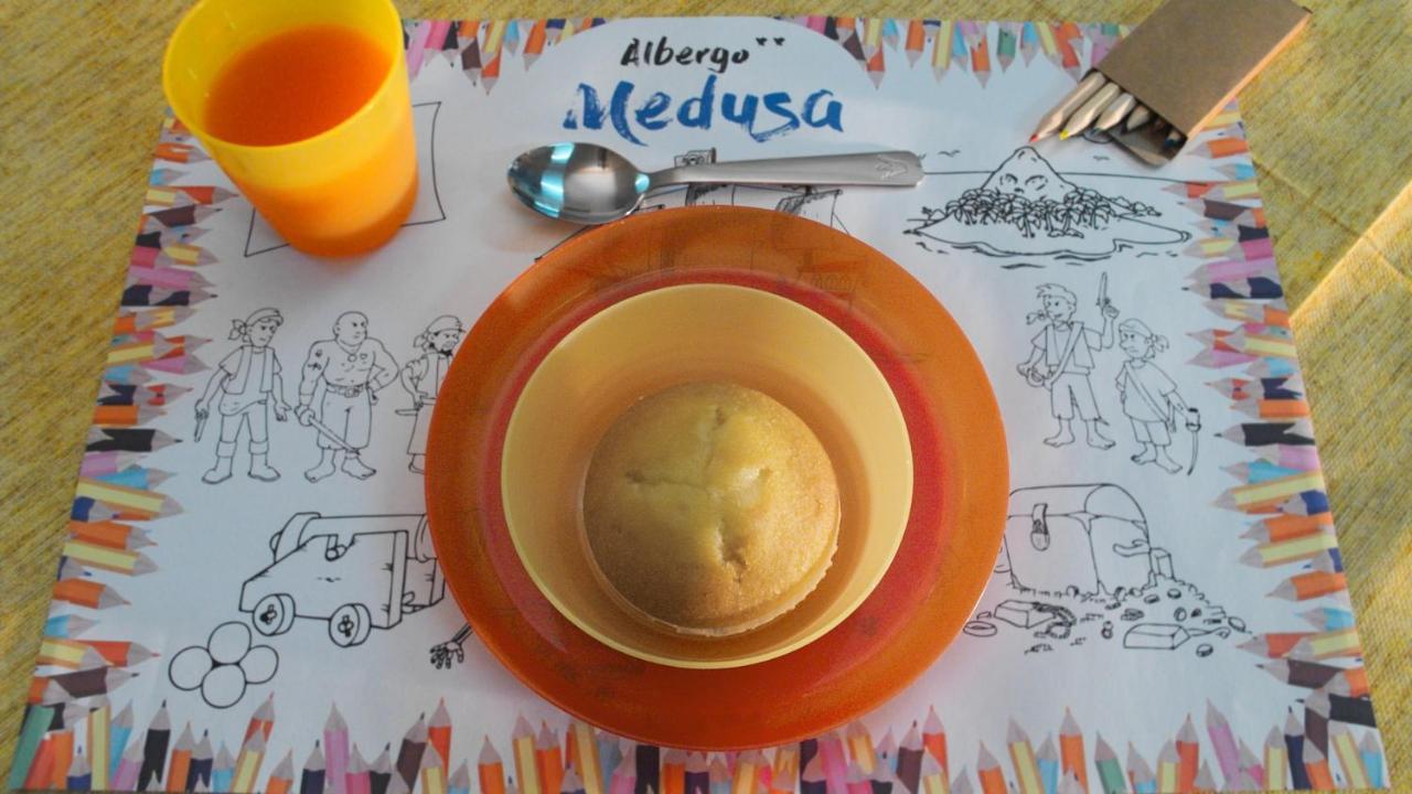 Albergo Medusa Punta Marina Buitenkant foto