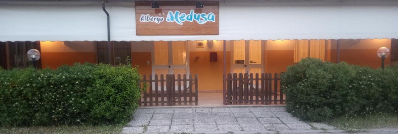 Albergo Medusa Punta Marina Buitenkant foto